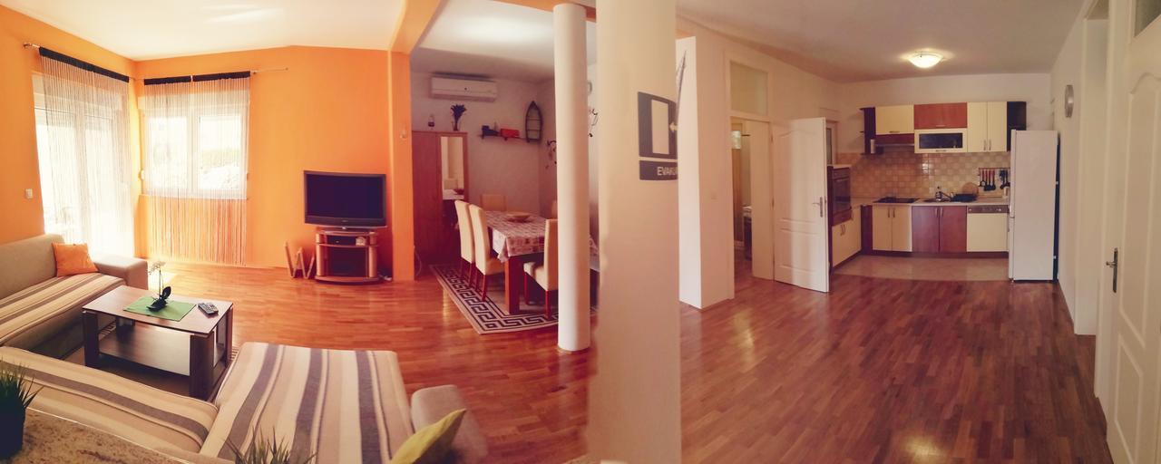 Apartments Glibo ツレス エクステリア 写真